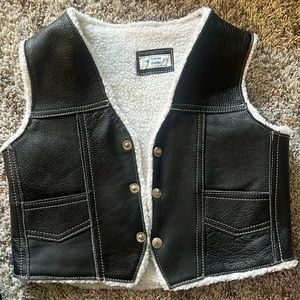 Kids leather vest with Sherpa